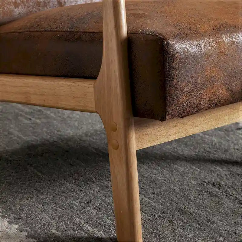 25.2 Wide Armchair